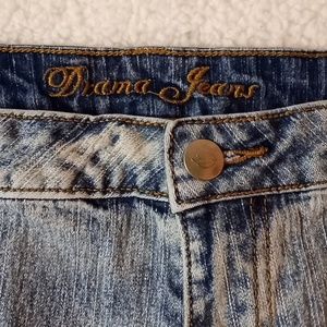 Pre-loved Drama jeans capris pants